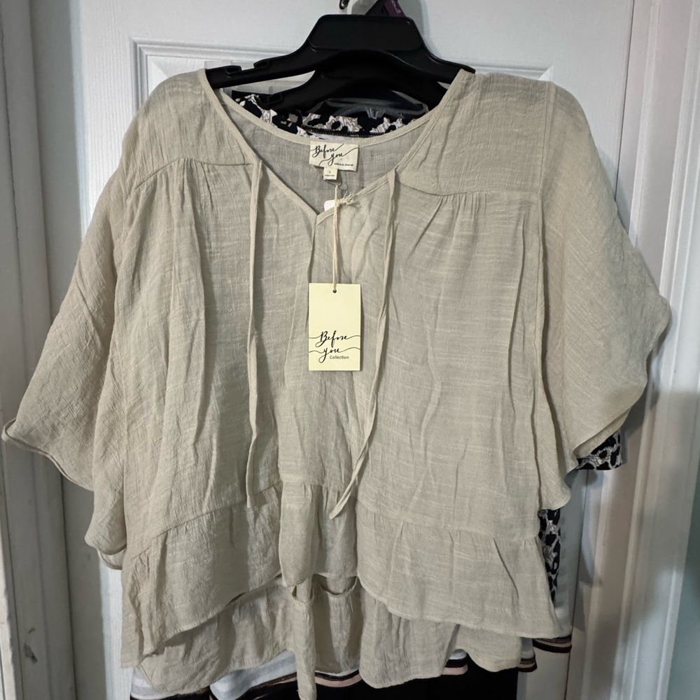 Elegant Beige Women's Blouse